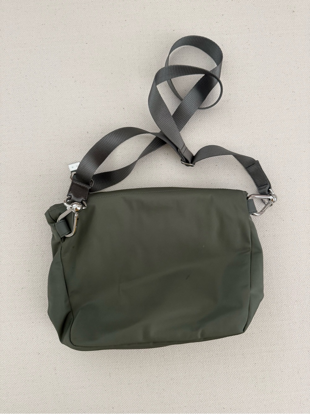 lululemon athletica Olive Green Crossbody Bag (Brand New) - Picture 4 of 5